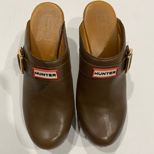 Hunter Brown Leather Mule Clogs with Red Logo Patch